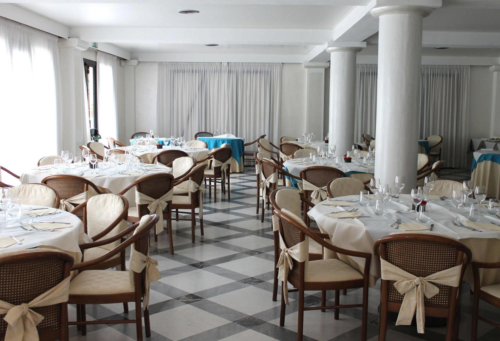 Swiss International Hotel Elba - Il Magnifico Marciana Marina  Extérieur photo